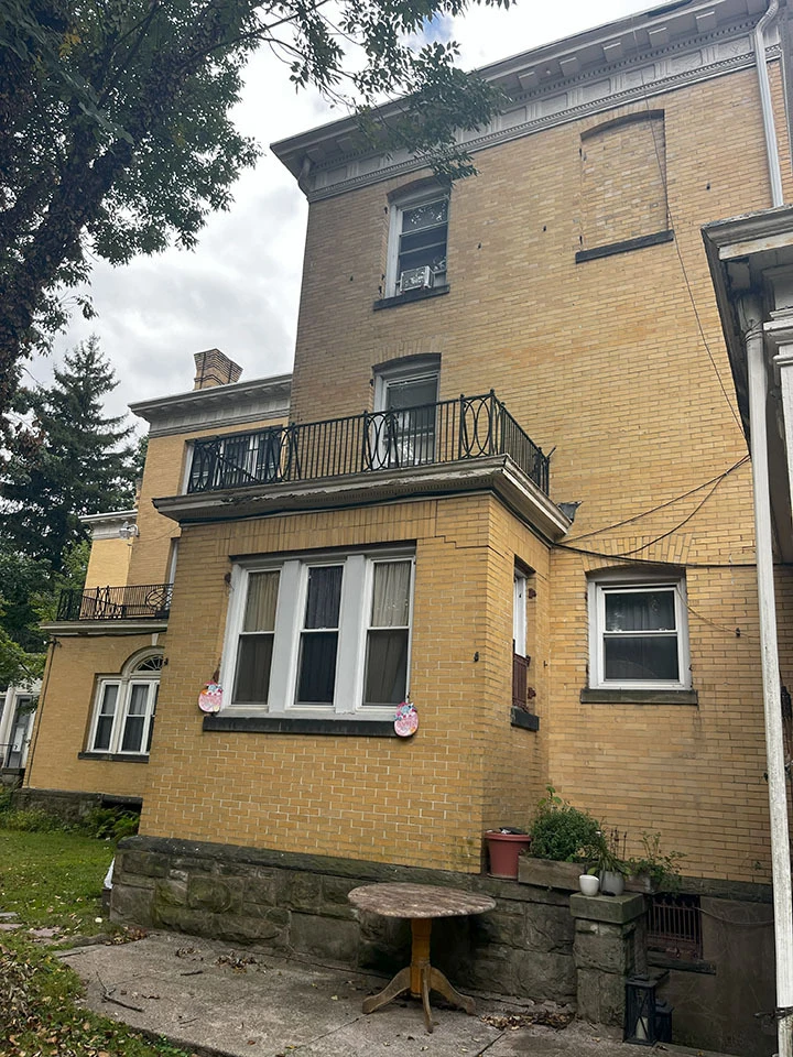 Apartment Building For Sale