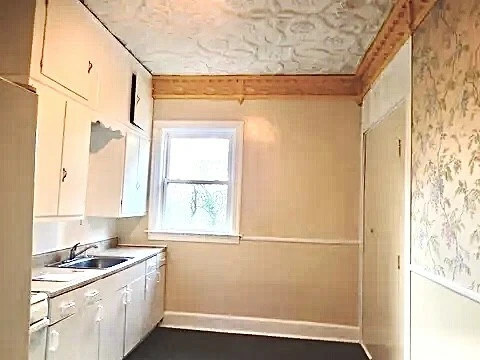 Apartment Building For Sale