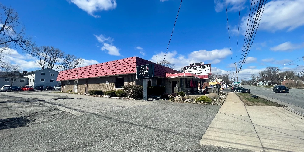 Side Door Cafe Property