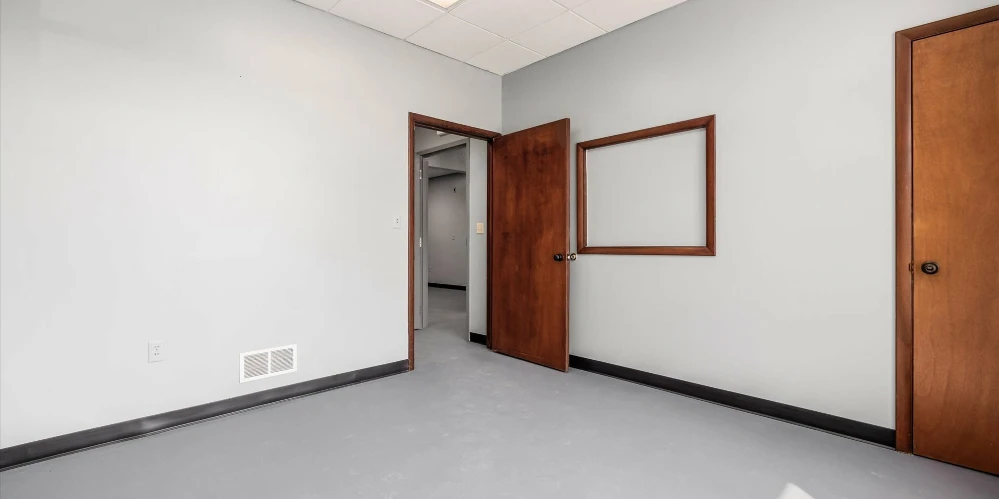 1101 Woodlawn Ave, Cambridge, OH for sale