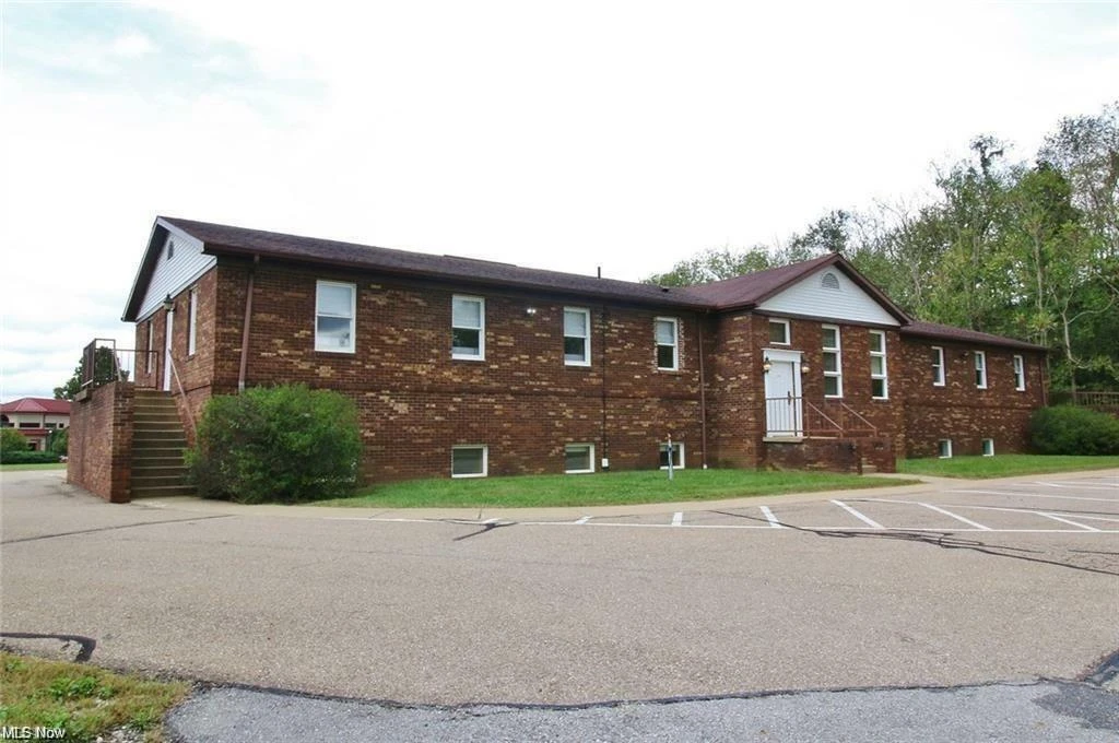 172 S Friendship Drive Office Building 