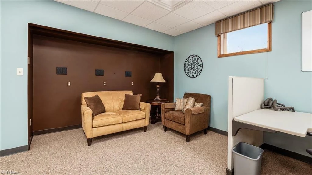 172 S Friendship Drive Office Building 