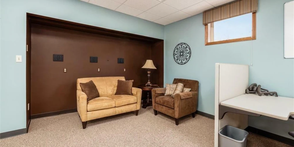 172 S Friendship Drive Office Building 