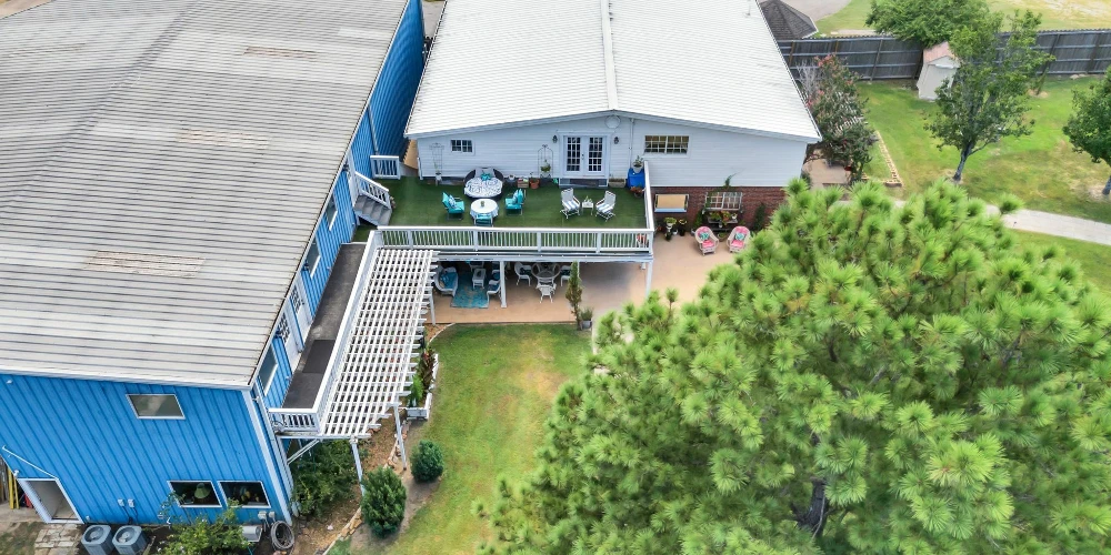 Canton Live-Work Retreat & Warehouse Campus