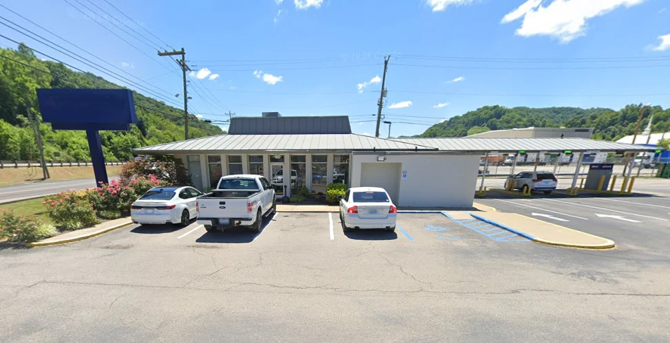 Freestanding Office/Retail Building