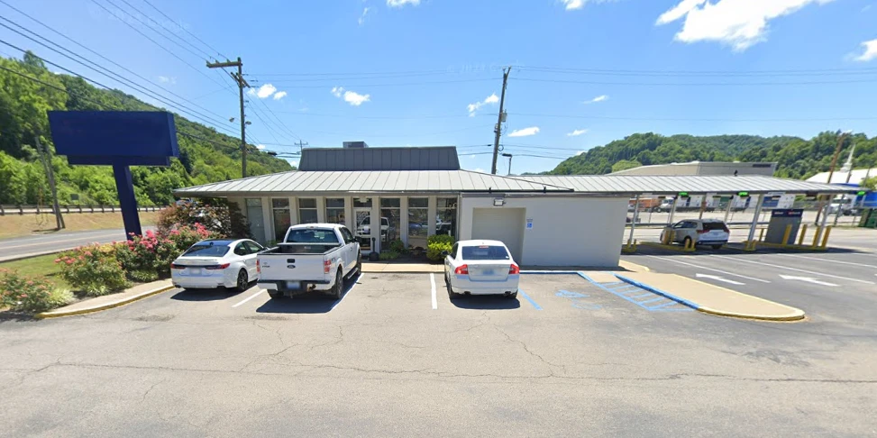 Freestanding Office/Retail Building