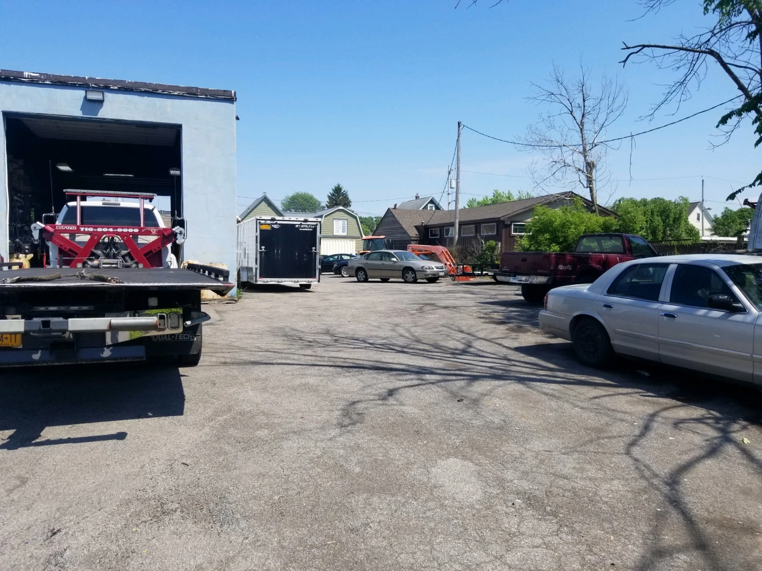 2611 Pine Ave - Established Repair Center
