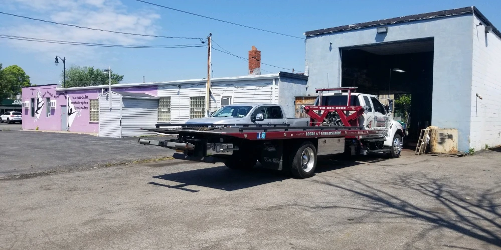2611 Pine Ave - Established Repair Center