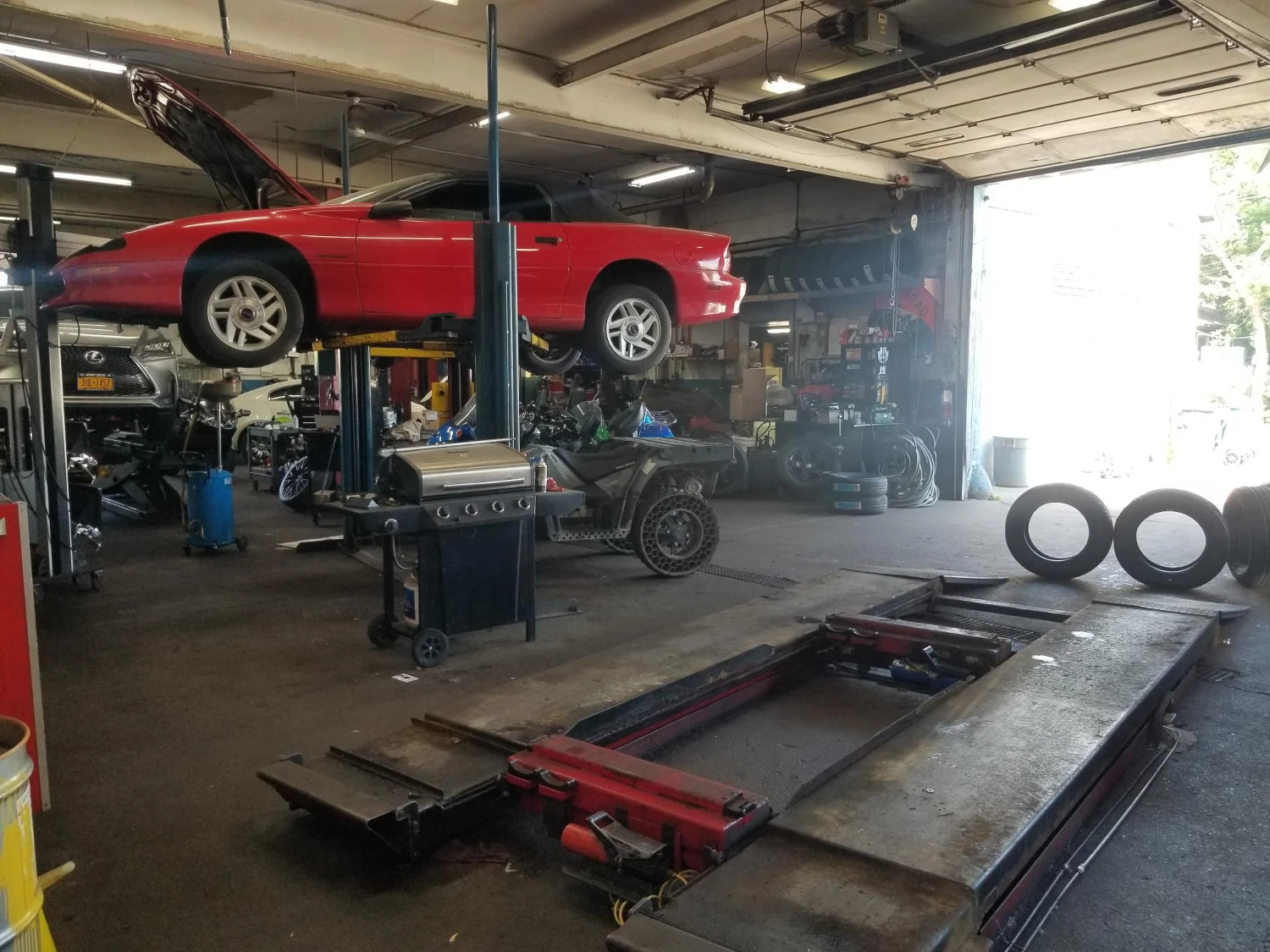 2611 Pine Ave - Established Repair Center