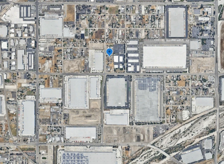 ±0.75 AC Industrial Light in Industrial-Commercial Hub