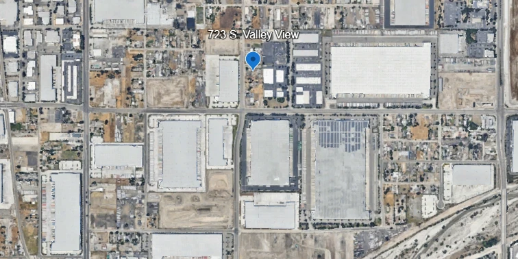 ±0.75 AC Industrial Light in Industrial-Commercial Hub