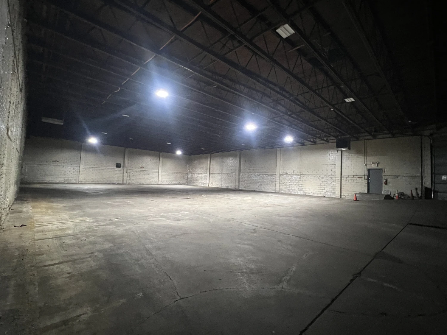 1215 NE Adams St, Peoria, IL for sale