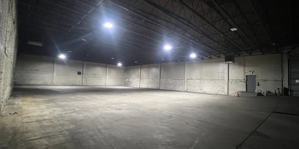 1215 NE Adams St, Peoria, IL for sale