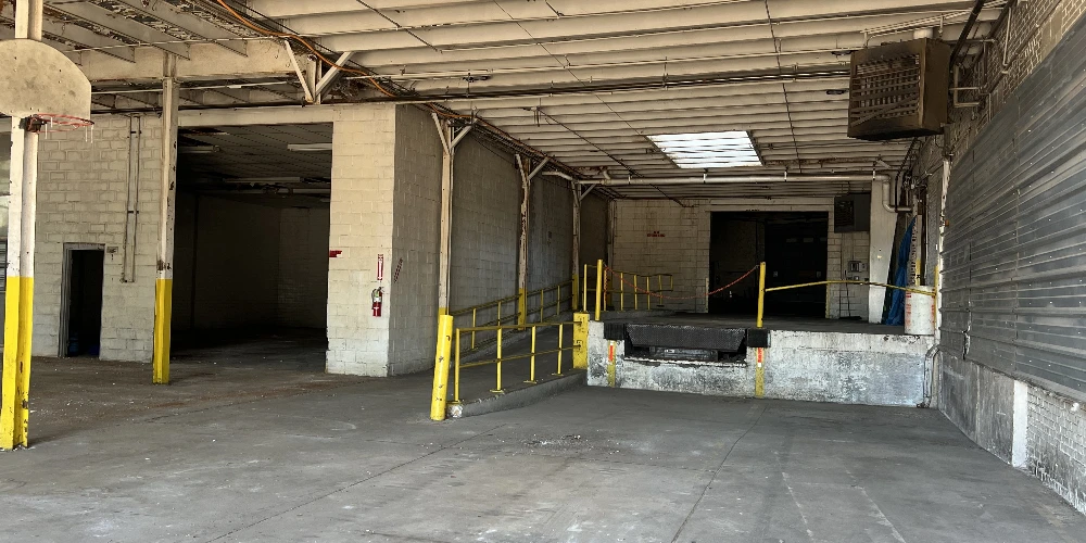 1215 NE Adams St, Peoria, IL for sale