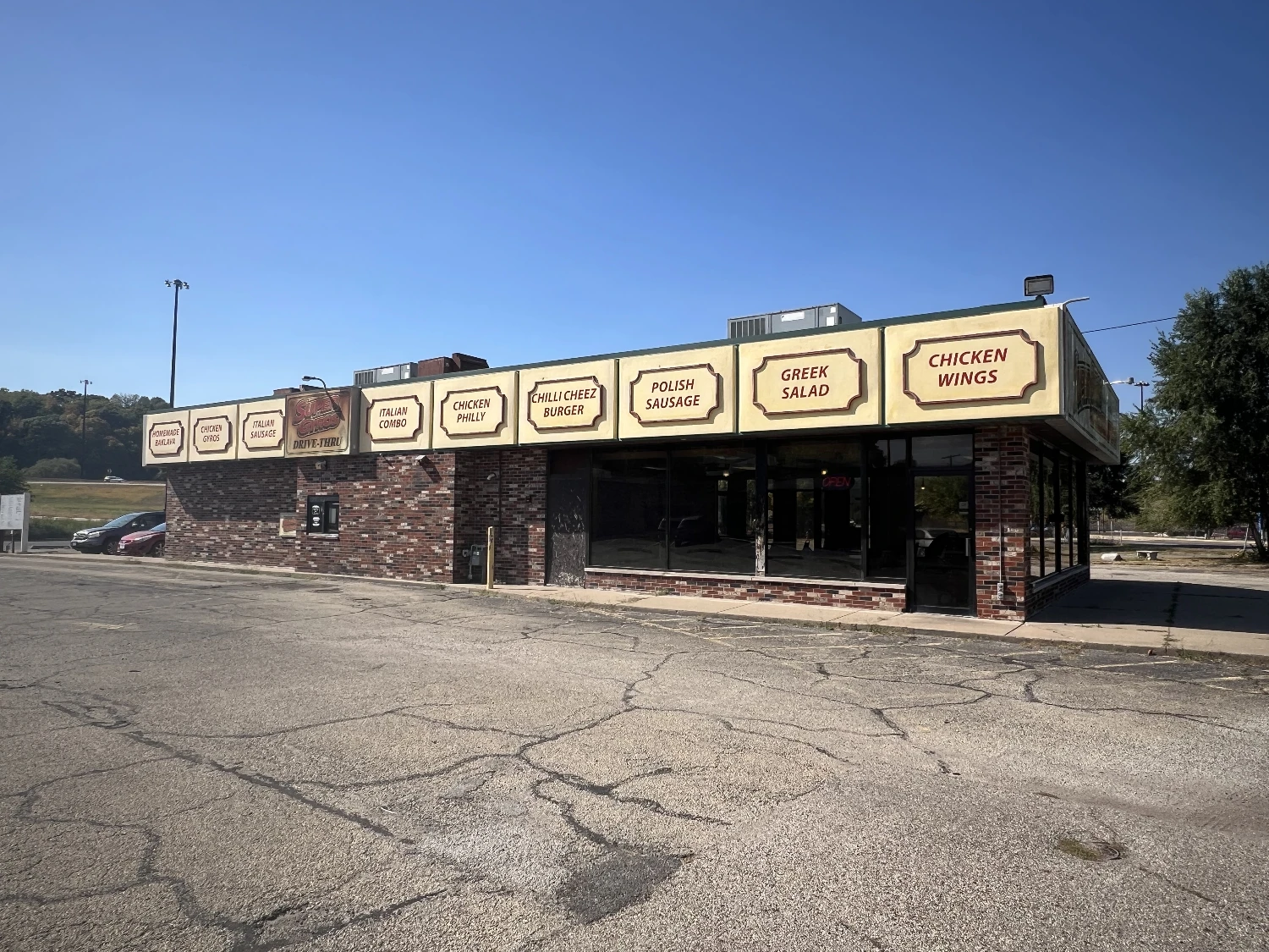 200 Veterans Dr, East Peoria, IL for sale
