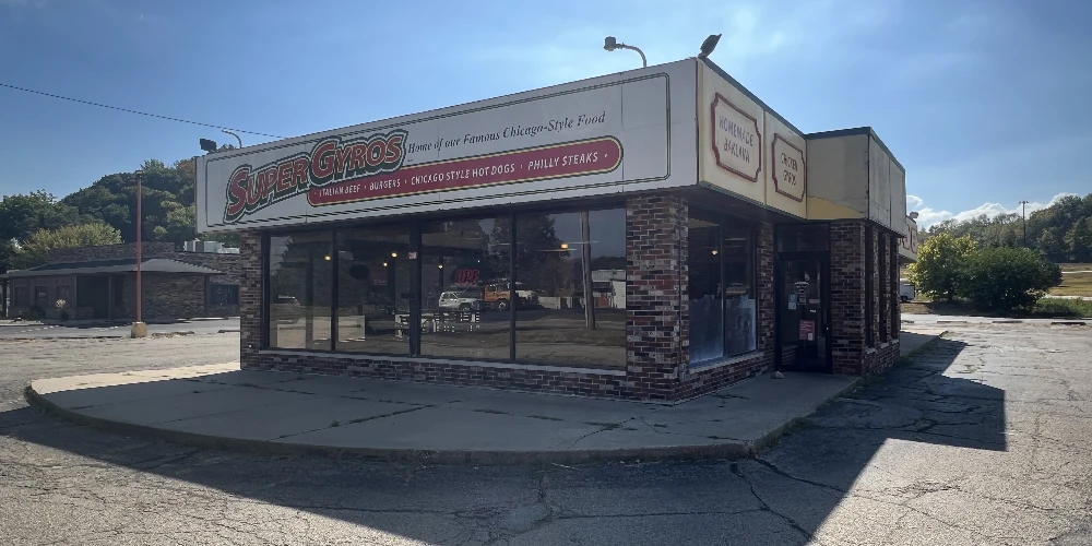 200 Veterans Dr, East Peoria, IL for sale