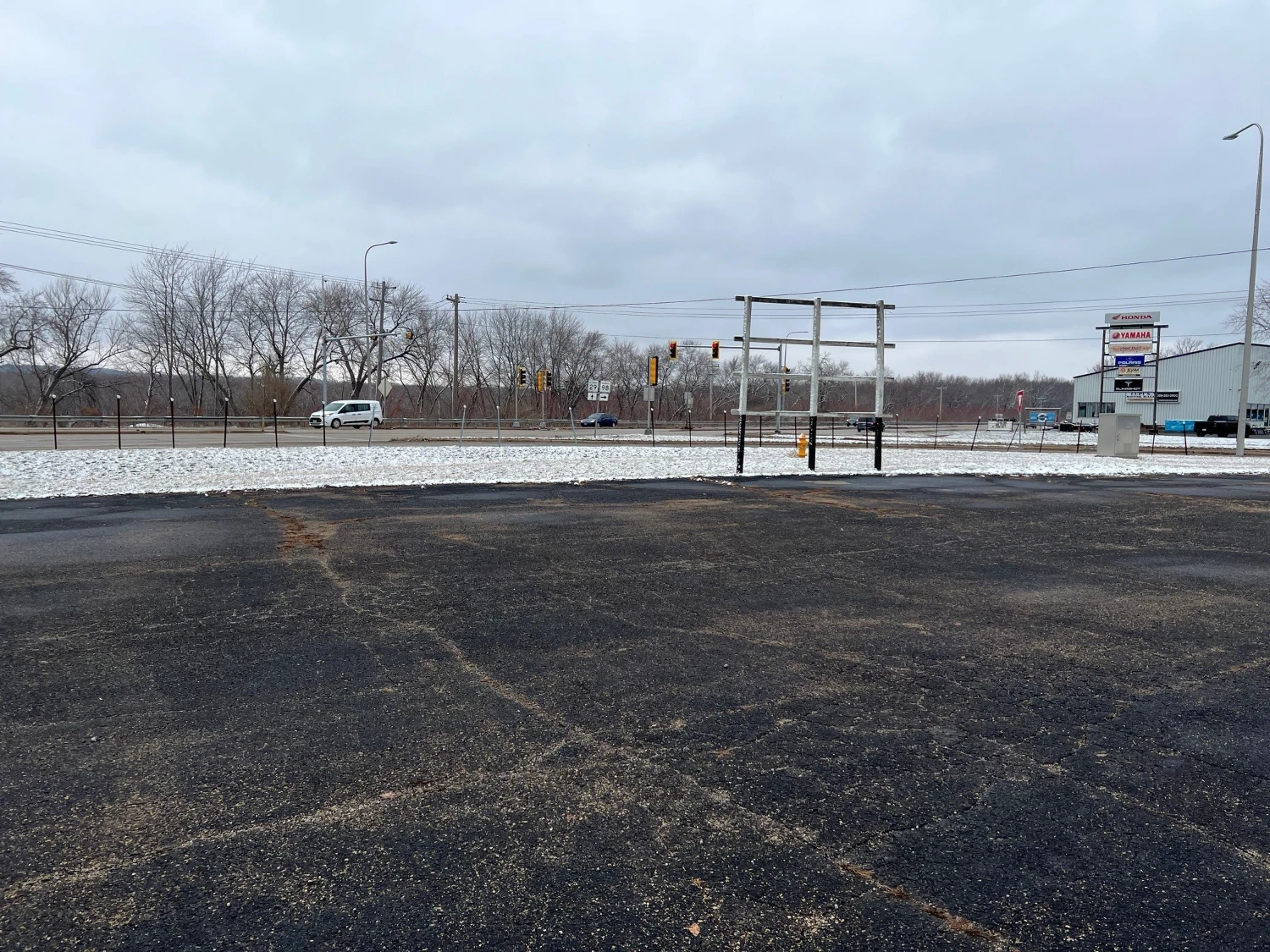 2428 8th St, Pekin, IL for sale