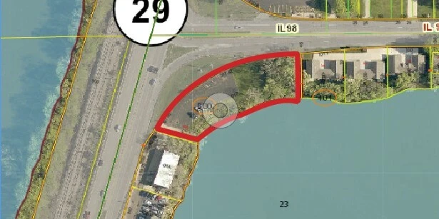 2428 8th St, Pekin, IL for sale