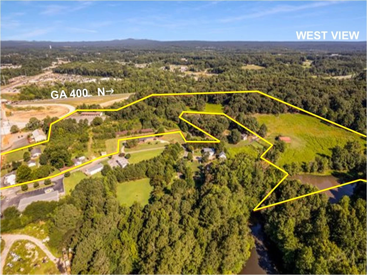 29.5 Acres - Prime Location