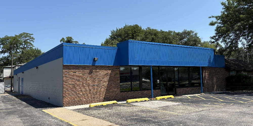 3414 N Prospect Rd, Peoria, IL for sale