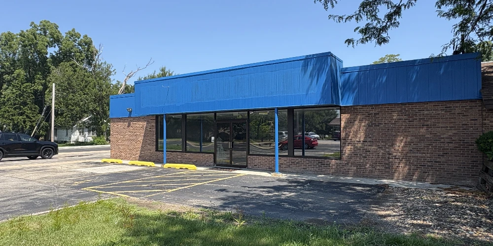 3414 N Prospect Rd, Peoria, IL for sale