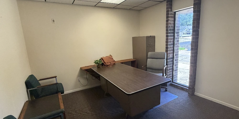 40 E Ash St, Canton, IL for sale