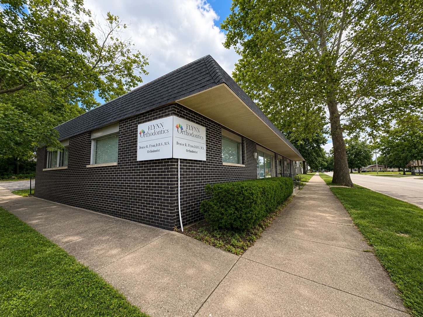 600 N 4th St, Pekin, IL for sale