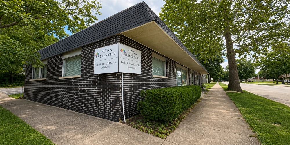 600 N 4th St, Pekin, IL for sale