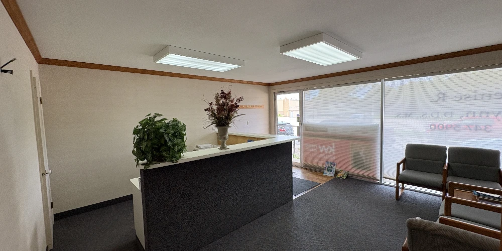 600 N 4th St, Pekin, IL for sale