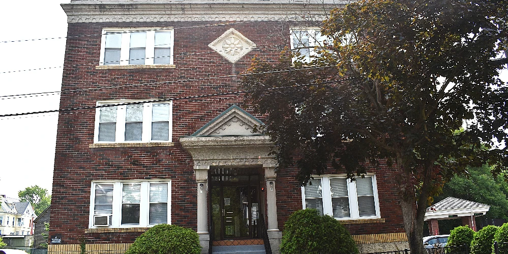 Crandall Hall Apartments