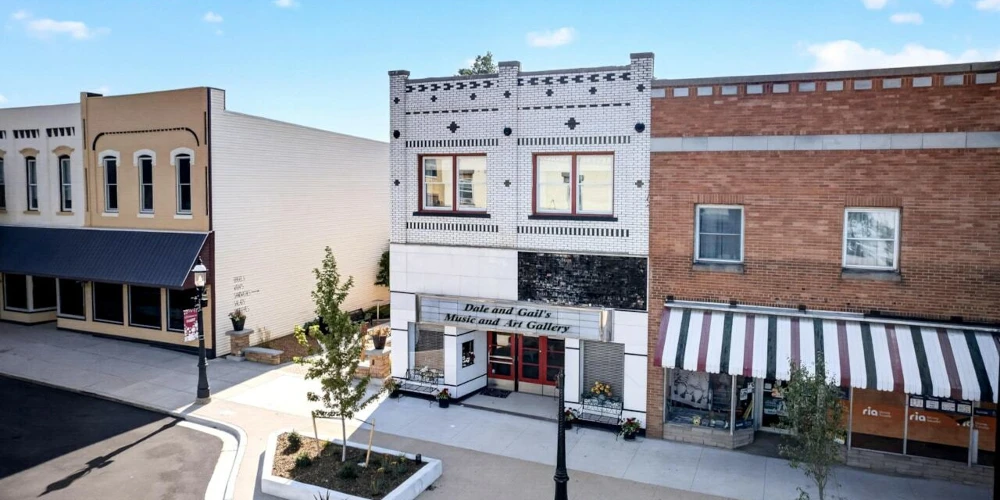Historic Theatre Building in Downtown Hart, MI