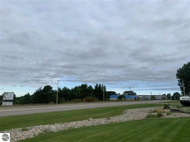 Prime 72-Acre Development Opportunity Bordering City of Cadillac & Evergreen Golf Course