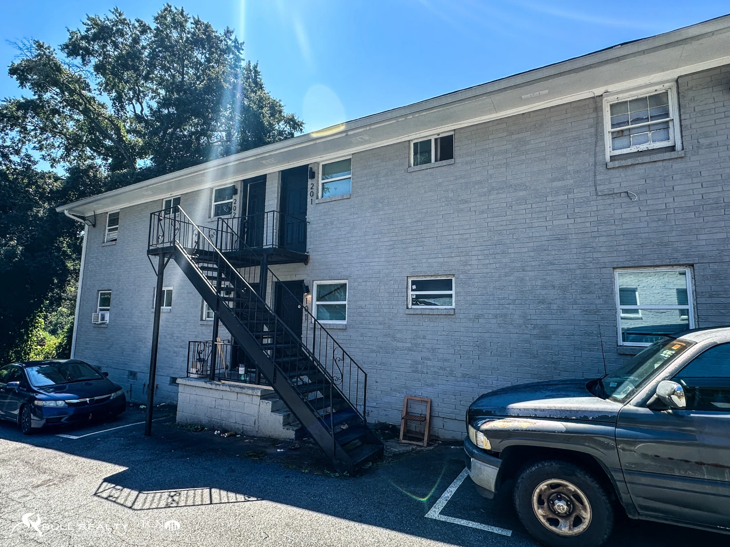 Value-Add Multifamily Opportunity in Westside Atlanta | 16 Units