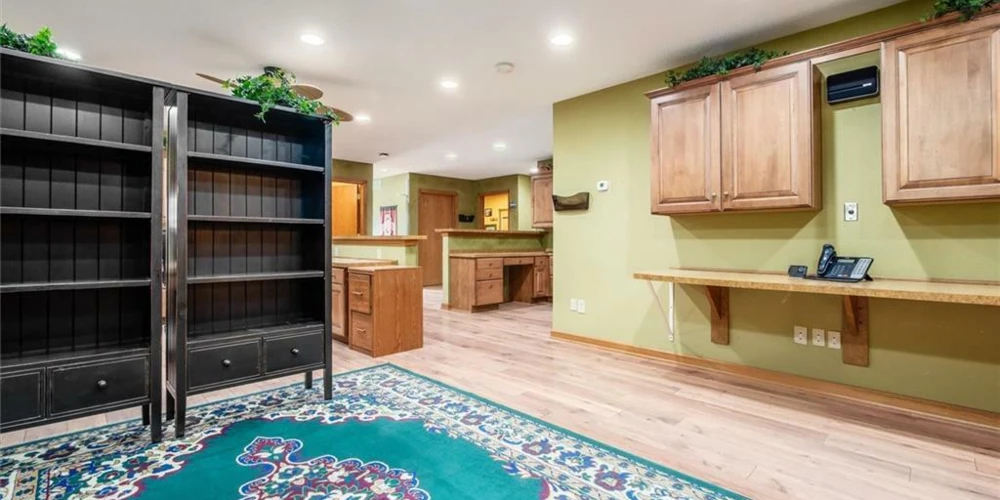 1215 Newark Rd, Zanesville, OH for sale