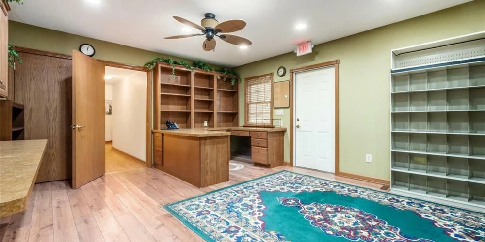 1215 Newark Rd, Zanesville, OH for sale