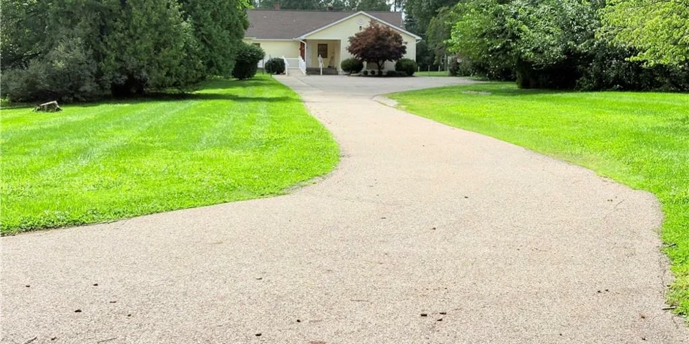 1215 Newark Rd, Zanesville, OH for sale