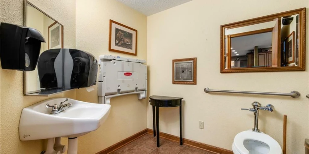 1215 Newark Rd, Zanesville, OH for sale