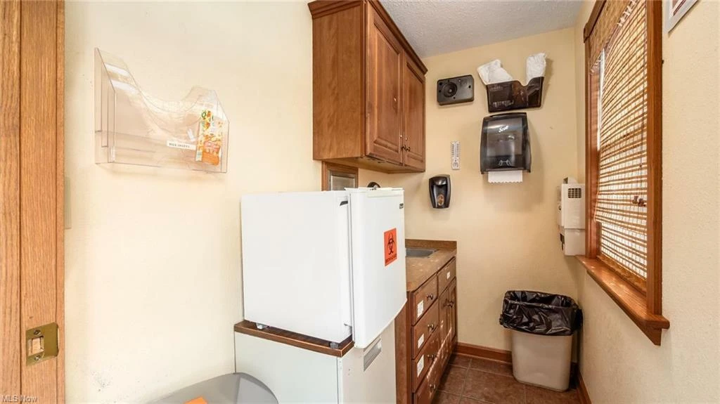 1215 Newark Rd, Zanesville, OH for sale