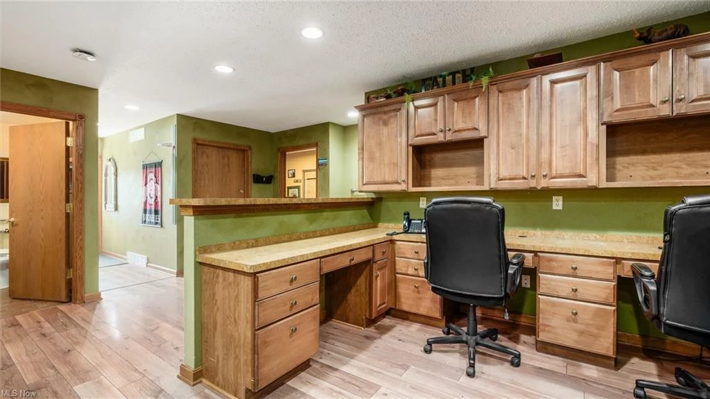 1215 Newark Rd, Zanesville, OH for sale