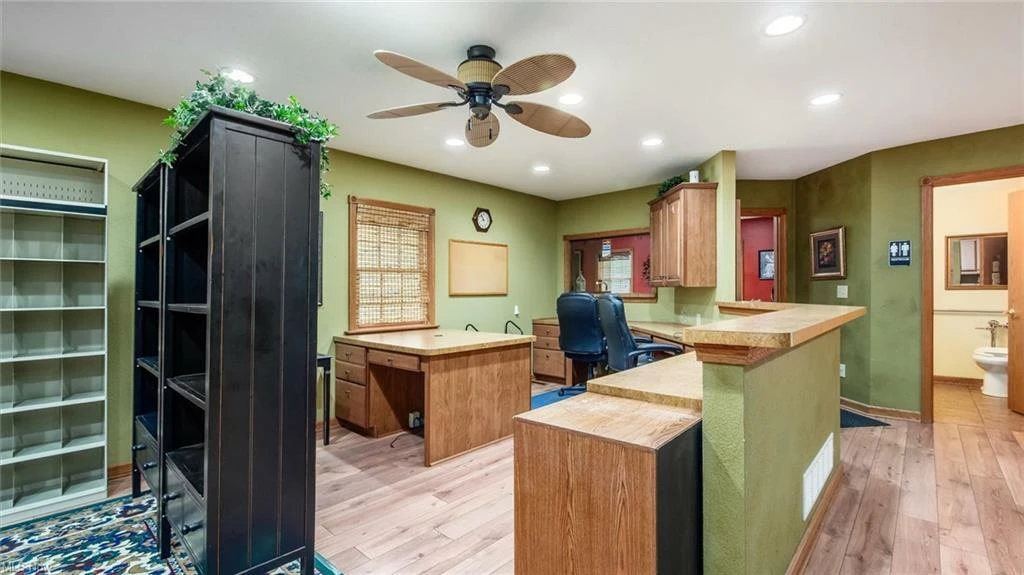 1215 Newark Rd, Zanesville, OH for sale