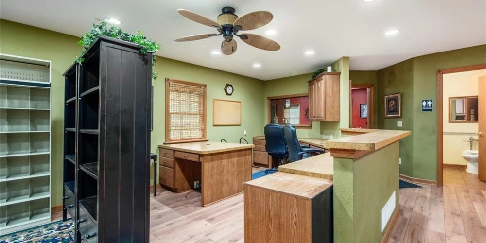1215 Newark Rd, Zanesville, OH for sale
