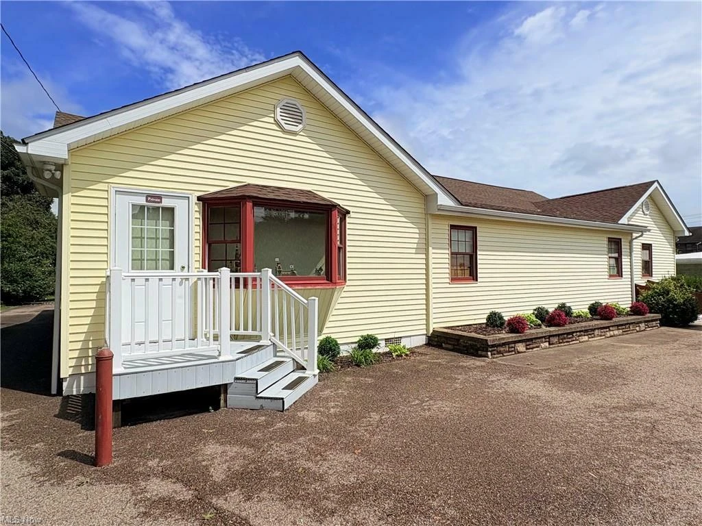 1215 Newark Rd, Zanesville, OH for sale