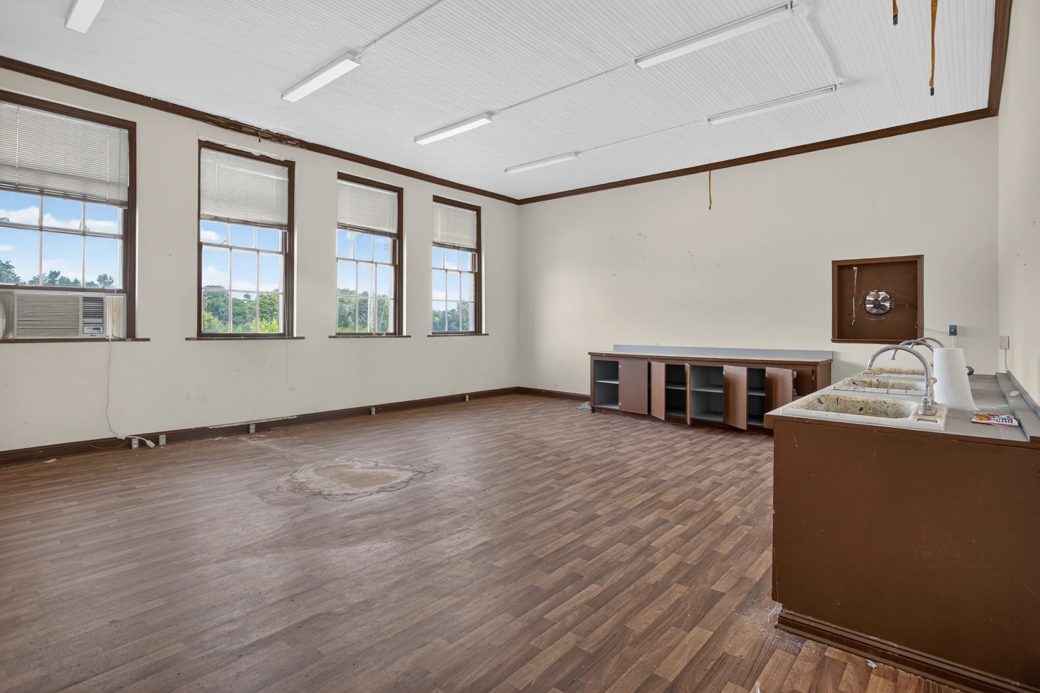 201 N COLLEGE ST WALHALLA SC 29691