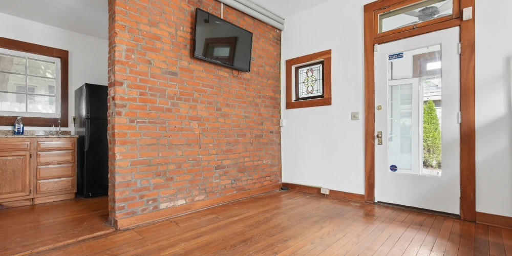 54 E Whittier St, Columbus, OH for sale
