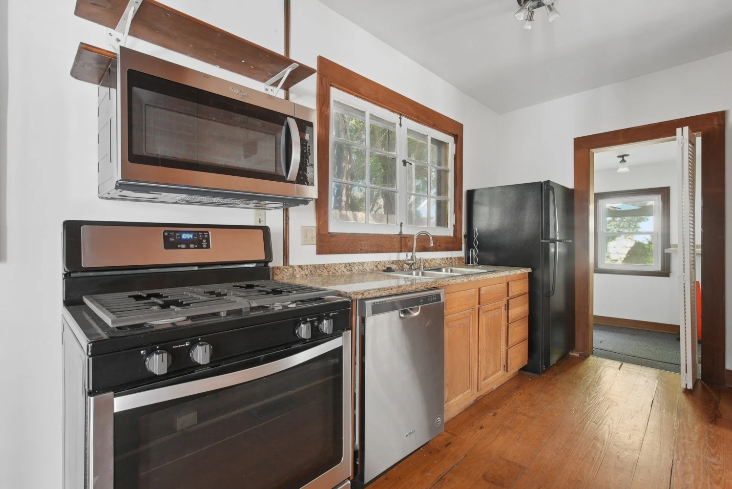 54 E Whittier St, Columbus, OH for sale