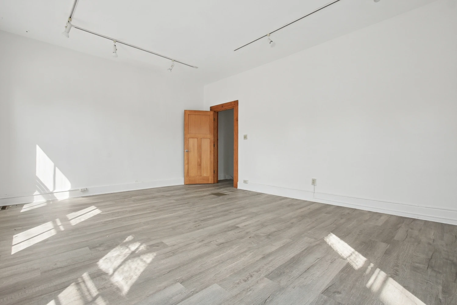 54 E Whittier St, Columbus, OH for sale