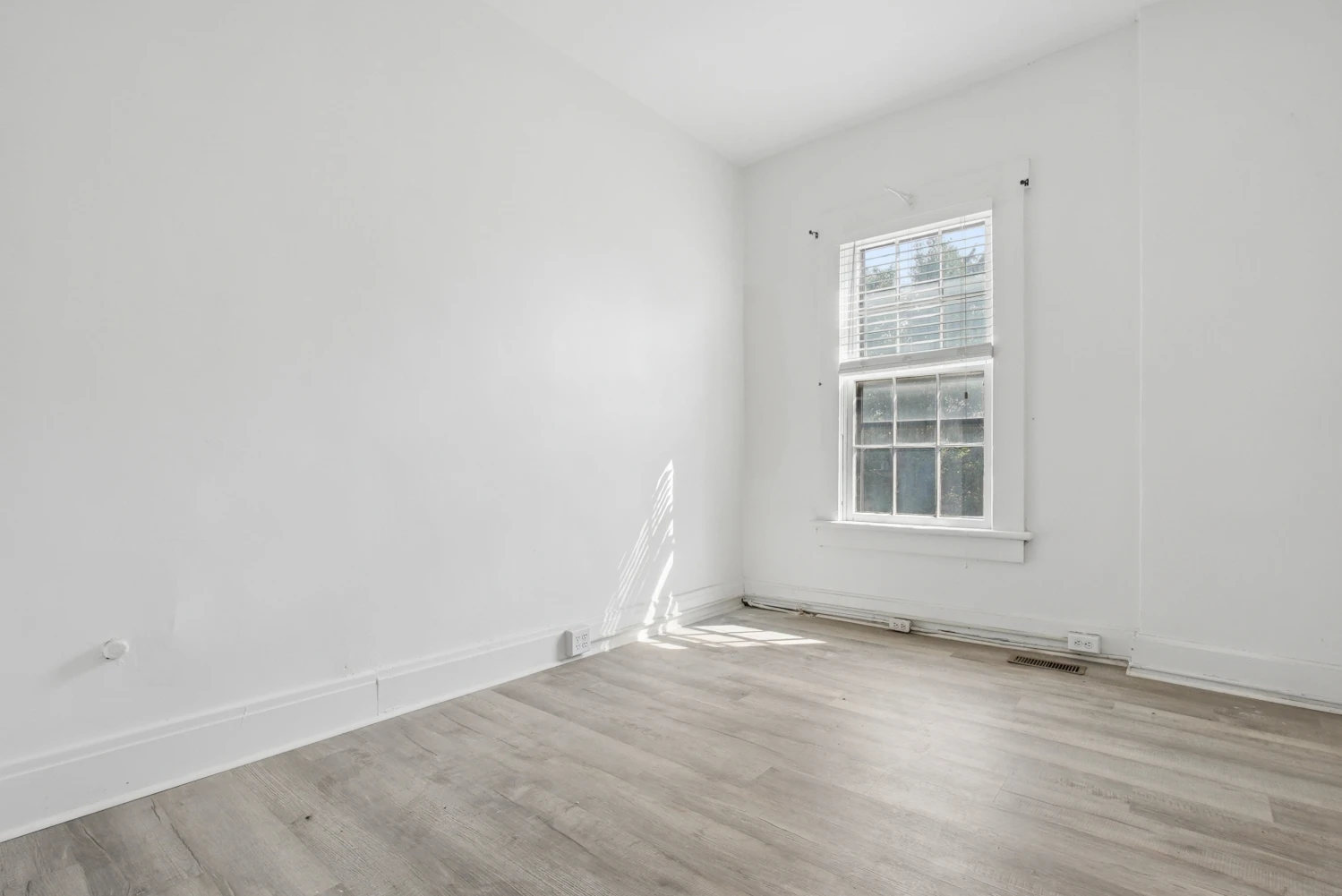 54 E Whittier St, Columbus, OH for sale