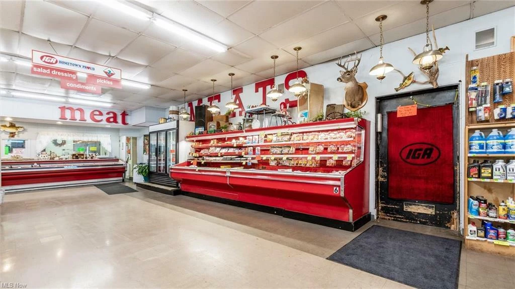 Gas Station & Grocery For Sale 