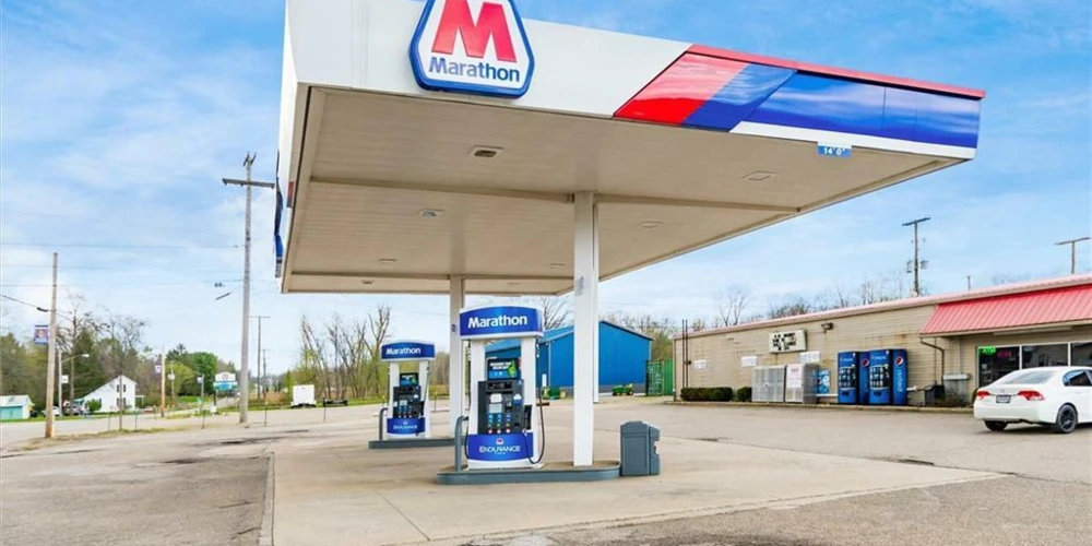 Gas Station & Grocery For Sale 