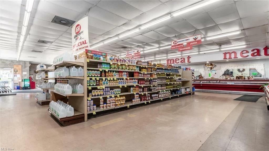 Gas Station & Grocery For Sale 